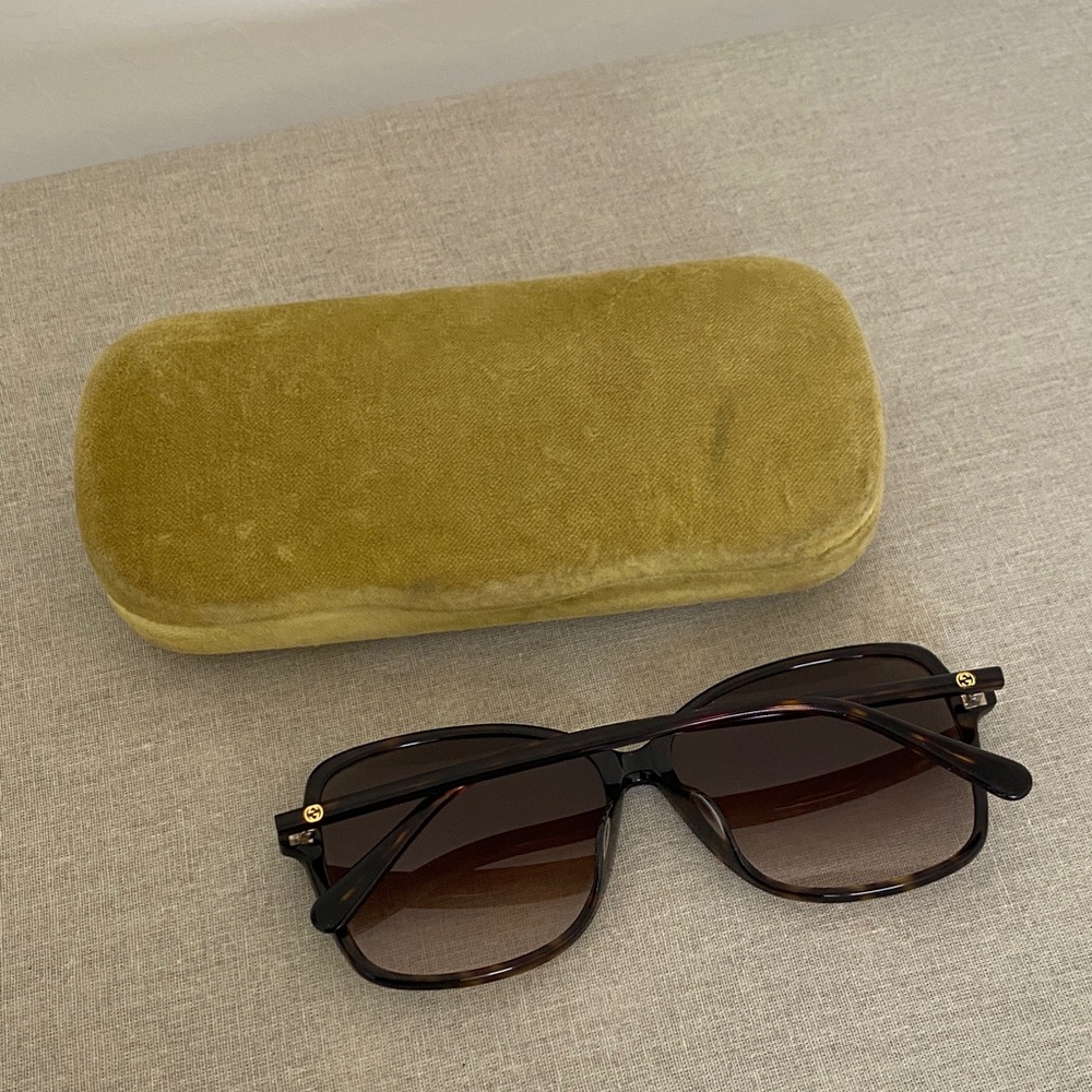 Gucci Tortoiseshell Frame Brown Gradient Lens Sunglasses - Picture 5 of 5